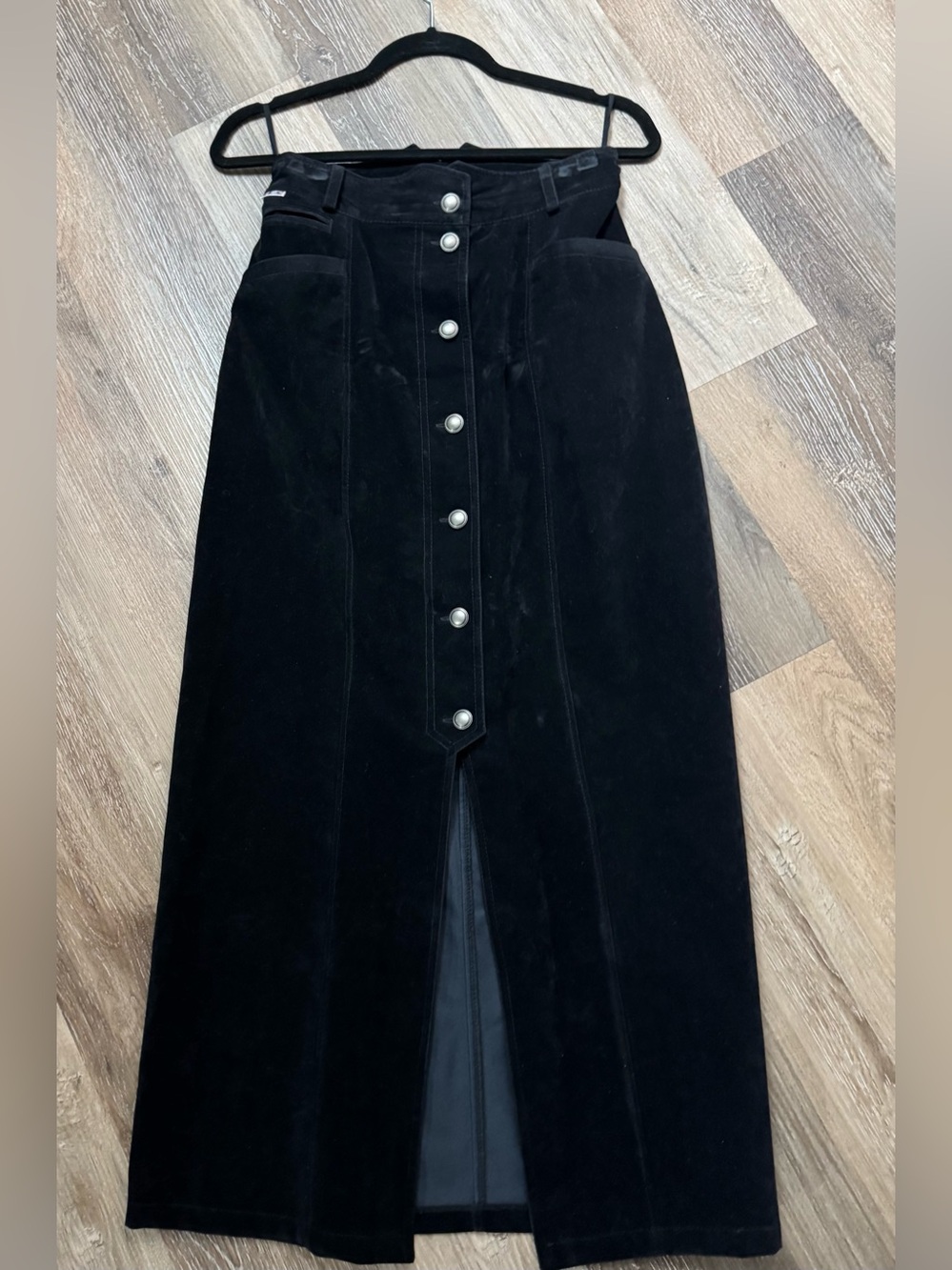 Oda Of Norway 1970s Black Suede Button-Front Maxi Skirt